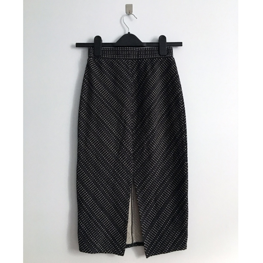 SILENCE+NOISE pencil skirt | high waist midi - Picture 2 of 3
